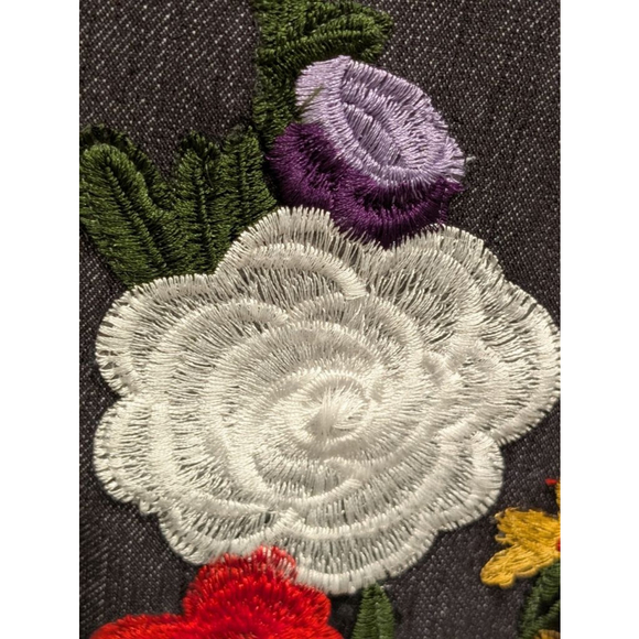 Women's Nicole Miller Dress Size 4 Gray Floral Embroidered - Picture 3 of 8